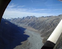 �ċG�͐������������Ċ���̎x���𑢂�炵���B