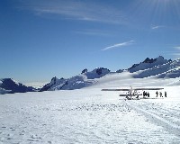 �ق��15���قǂ̃g���b�v�^�C���B