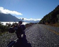 ���{�ƈ���āA�R���r�j�Ȃ�Ėw�ǂȂ��̂ŁA�x�e����^�C�~���O�Əꏊ�Ƃ��̂��������ɍ���B