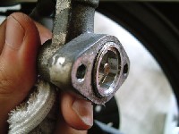 �l�݂̂��������e�����ɕ��u���Ă����ƁA�u���[�L�t���[�h�̂������t���Ă��肷��B