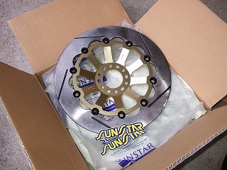 �X���b�g�^�C�v�݂̂ŁA�z�[���^�C�v�͐ݒ肳��Ă��Ȃ��B