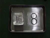 �P�p�b�P�[�W�̒��g�B����ɕ�������ƃ}�j���A�����Y�t����Ă��܂��B