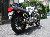 �Ȃ񂹁A�\�N�ȏケ�̃X�^�C�����������̂�����A