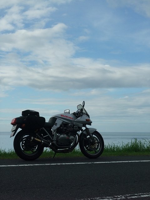 ������N�߂��A�����O�c�[�����O�����ĂȂ���B���N�����́A���ɂȂ�܂łЂ����瑖�闷���������B