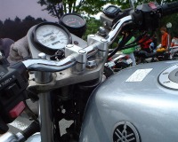 �n���h���u���P�b�g�B�R���`�n�����̎�@�͐l���ꂼ��B