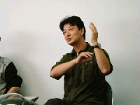 MC�ւ̔M���z�������A�q�쎁�B���̐l���������Č����͊��炩�B�X�y�V�E�����������ďo����B