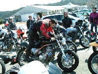 �u�������B�Ղ���c�B�v�u�����A�Ƃ���������A����ȂƂ���ɁI�v�u�ق�Ƃ��B�Ƃ��������񂾁I���܂ŉ����ɁH�v�ł��A���N�͎n���������Ȃ���P�����悤�ł���B 