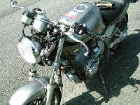 �����[�B