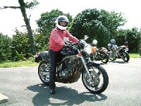 �N�G�̓������y�A�X���[�v�̃W���P�b�g�������Ȃ�AOKI����B