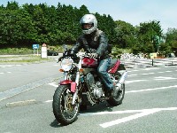 �ƂĂ���������ƈ��Ԃɓ����ł��邢����������B��l�̃��C�_�[���Ċ����ł��ˁB