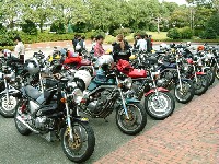 ���Ƃ��ē����d�l���Ȃ��s�v�c�B