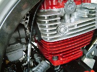 �Ԃ��V�����_�t�B���́A�z���_�̖���XR��A�z������B