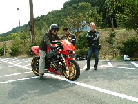 �ς���Ƃ����X�[�c�p�̐a�m�{�r�b�O�o�C�N�B���̎�荇�킹�A�C�P�Ă�B