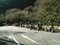 �ł����̑O�ɁA�L�O�ʐ^�B���Ă����܂��傤�ˁB�������A�������䐔���B