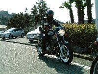 �`�[��LED�o���������BHP�Ŋ�Քz�z���B