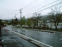 �V�C�̐_�l�̉ƂɃe�|�h�����Ƃ������C�����B��������ƃr�[�i�X���C���𑖂��Ă����ėǂ������c�B