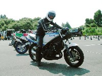 �W���j�B�ȃ��[�T�[�B