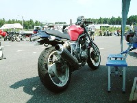 ���܂���������݂��̂ɁA�V�t�g�`�F���W�̑���XR100�͖����Ƃ̔��f�ŁA���Ȃ薳�����Ďd�グ���Ƃ̂��ƁB