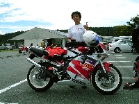 �󏭂�TZR250SPR�A�[���hYui��B