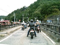 ���񂩂�A�o�b�N�V���b�g�͍T���߂ɂ��悤�B