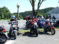 �Z���ڂ̂R��B�ј\�����Ղ�̃I�[�i�[�����B