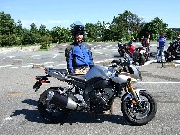 ���}�n�C�O���f���̃t���b�O�E�V�b�v�ł��B�ɑ��T�C�����T�[���唗�́B