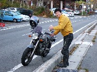 Yellow Corn�̉��F���v�W�����Ɗv�p�����g���[�h�}�[�N�ł��B