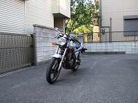 �Ȃ񂾂����N�O�Ƀ^�C���g���b�v�������̂悤�ȍ��o�ɉՂ܂�B