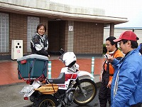 �u���̂�������ŁA�V�[�g��̏d���ɂ��ѐ���񂾂�ˁH�v�c�Ȃ�āA�v�����Ă�����Ȃ��̂���l�B