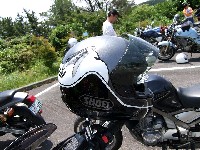 �V�j�A�̌��������BELL�AAGV�H�Ȃ�ă}�j�A�b�N�ȉ�b�����킳���B