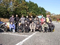 2007�N���߂̏W���ʐ^�B�u�������������́H�v�u�Ɂ[�v�i�ÓT�I�j