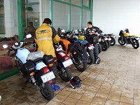 �o�C�N��G�炳���ɒ��Ԃł���X�y�[�X���񋟂��Ă���������Ƃ�A���肪����B