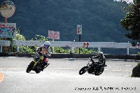 �������������x�����Y��