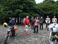 �u���[�A���l����Ƃ����̑O�͑��点�܂���B�v