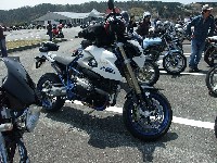 �r�[�G���ɂ́A5�N�A10�N�o���Ă����݊�������Ȃ��}�V���������B�����Ƃ���HP2������Ȉ��