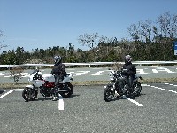 �����ݏ�̋���F��SRX�̌��I�[�i�[�́ATRX�̂�����񎁂������ł��B�o�C�J�[�v�w�\���R��