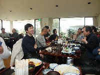 �u���H�ނ�ނ�ɍs���Ă񂾁v�Ƃ��A�u�J���[���̒�������n�߂Ă񂾁v�Ƃ����낢��D������䂤�l�X!?�ł��A�H�ׂĂ�Ԃ͐Â���