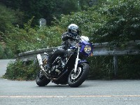 V-max�͂���i�ɏ�����Ⴂ���Ȃ��o�C�N�Ȃ̂�B�U��񂵂ĔP��������I