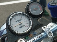 �S�̖ڂœǂރ^�R���[�^�[