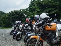 �w�����b�g�̂����������l���ꂼ��