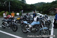 ����܎R�������X�g�n�E�X�ɂāB�����܂ł͏����ŊF�̊�ɂ��Ί炪�B